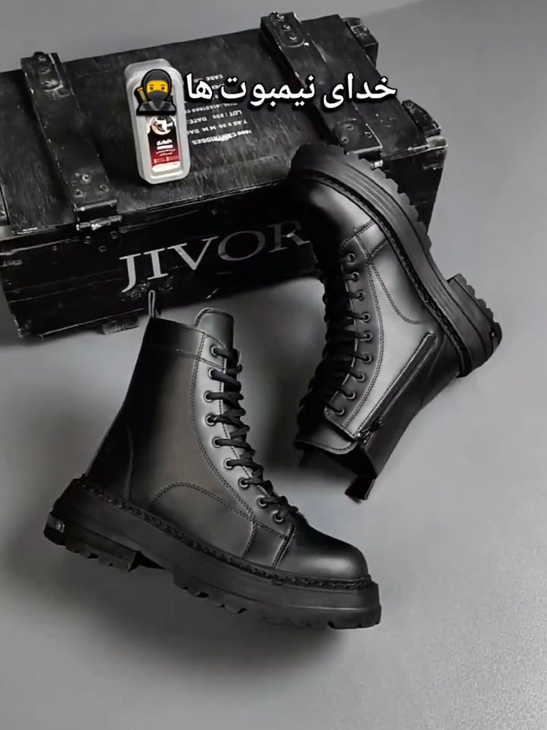 أحذية Bershka القتالية السوداء برباط – أسلوب جريء بطابع عصري