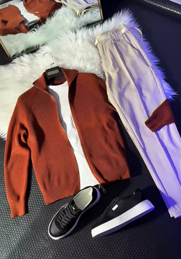 Perfect Combo: Shirt, Pants & Sneakers& Watch "التركيبة المثالية: قميص، بنطال وأحذية رياضية!" – Dark Burgundy