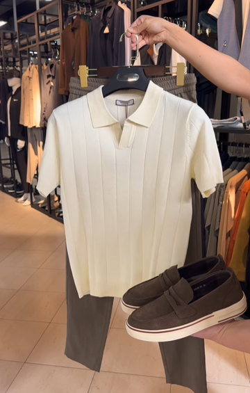 Perfect Combo: Shirt, Pants & Sneakers"التركيبة المثالية: قميص، بنطال وأحذية رياضية!" –  Off-White Color.